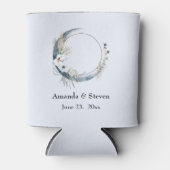 Blauwe halve maan met witte bloemen bruiloft blikjeskoeler (Voorkant)