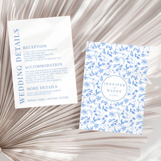 Blauwe hand geschilderde bloemenbruiloft details k informatiekaartje