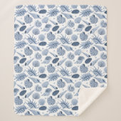 Blauwe hand getekende zeeschelpen op wit sherpa deken (Voorkant)