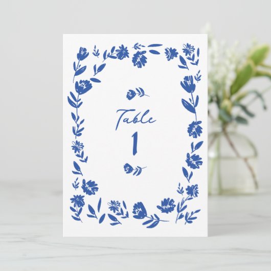 Blauwe Hand getrokken grillige bloem tafel nummers Kaart (Staand voorkant)