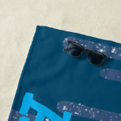 Blauwe handdoek met reservewas, speciaal aangepast (In situ)