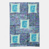 blauwe handdoek voor groene keuken (Verticaal)