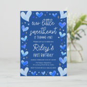Blauwe Hartjes 1e Verjaardag Onze Kleine Liefje Kaart (Staand voorkant)