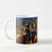 Blauwe Heeler Puppy Herfst Delight Pompoen Koffiemok (Links)