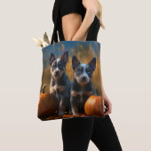 Blauwe Heeler Puppy Herfst Delight Pompoen Tote Bag (Dichtbij)