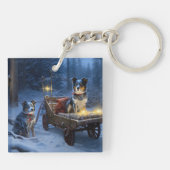 Blauwe Heeler Sneeuwslee Kerstdecoratie Sleutelhanger (Achterkant)