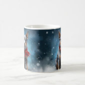 Blauwe heler hond in sneeuw Kerstmis Koffiemok (Center)