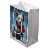 Blauwe heler hond in sneeuw Kerstmis Medium Cadeauzakje (Voorkant Gekanteld)