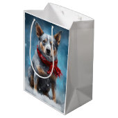 Blauwe heler hond in sneeuw Kerstmis Medium Cadeauzakje (Achterkant Gekanteld)