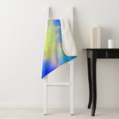 Blauwe hemel en gouden gele blikstrips sherpa deken (In situ)