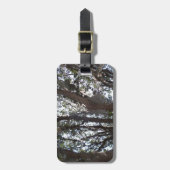 blauwe hemel en mos van eikenbomen bagagelabel (Voorkant verticaal)