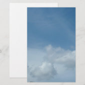 Blauwe hemel en witte wolken. briefpapier (Voorkant / Achterkant)