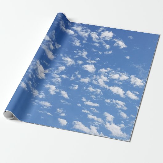 Blauwe hemel en witte wolken, verpakkingspapier cadeaupapier (Uitgerold)