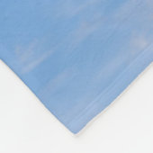 Blauwe hemel met wazige wolken fleece deken (Hoek)