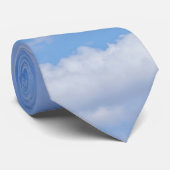 Blauwe hemel met wazige wolken stropdas (Opgerold)