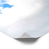 Blauwe hemel met weinig wolken foto poster (Hoek)