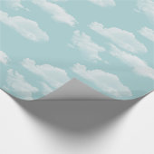 Blauwe hemel met wolken cadeaupapier (Hoek)