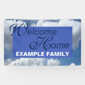 Blauwe hemel, wolken, jouw tekst en ideeën spandoek (Horizontaal)