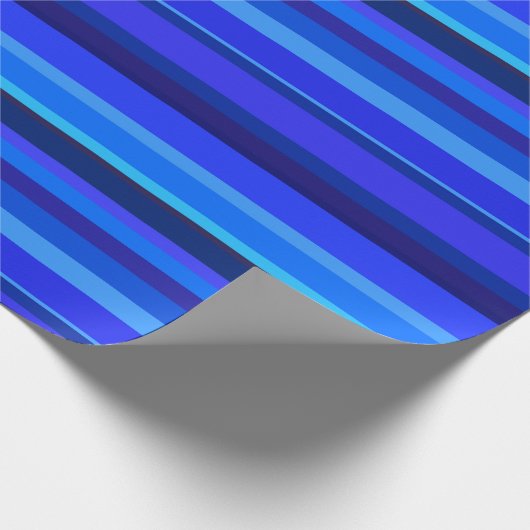 Blauwe horizontale strepen cadeaupapier (Hoek)