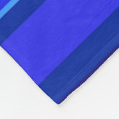 Blauwe horizontale strepen fleece deken (Hoek)