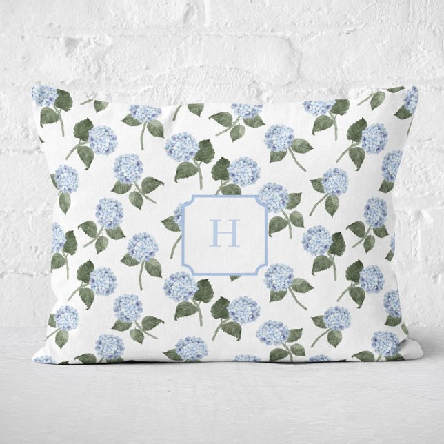 Blauwe Hortensia Bloem Monogram   Accent Kussen (Hydrangea Bloom Blue Monogram Lumbar Pillow)