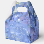 Blauwe hortensia bloemblaadjes bruiloft gepersonal bedankdoosjes (Voorkant)
