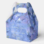Blauwe hortensia bloemblaadjes bruiloft gepersonal bedankdoosjes (Voorkant)