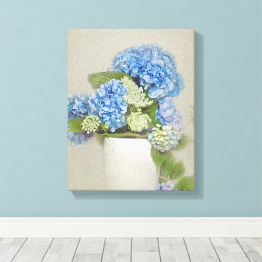 blauwe hortensia en Queen Anne's Lace Canvas Afdruk (Insitu (Houten vloer))