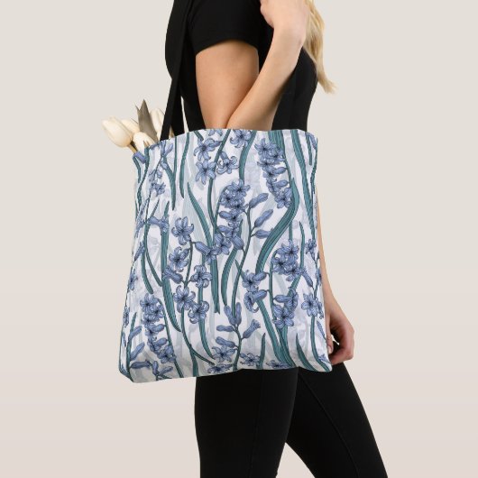 Blauwe Hyacint bloemen op wit Tote Bag (Dichtbij)