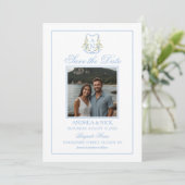 Blauwe Hydrangea Crest Monogram QR-code Save The Date (Staand voorkant)
