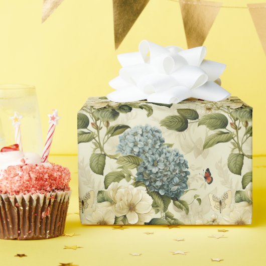   Blauwe Hydrangea en Vlinder Bloemen Cadeaupapier (Verjaardagsfeest)