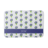 Blauwe Hydrangea Kust Bloemenvase Monogram Badmat (Voorkant)
