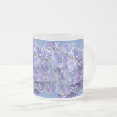 Blauwe hydrangea met witte rand Patroonglas Matglas Koffiemok (Voorkant rechts)