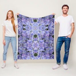 Blauwe hydrangea met witte rand rugleuning fleece deken