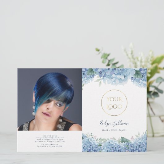 Blauwe hydrangeenbrochure (Staand voorkant)