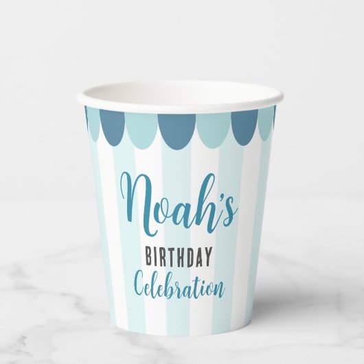 Blauwe ijscream op feestdag papieren bekers (Voorkant)