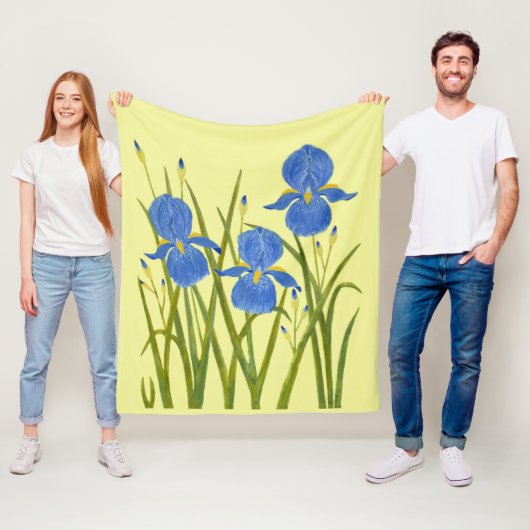 Blauwe Irissen Fleece Deken (In situ)