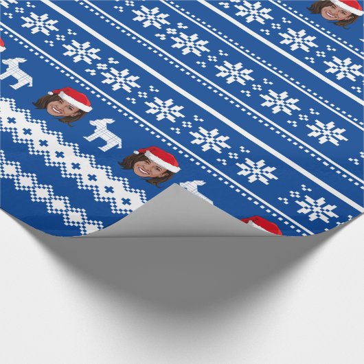 Blauwe Kamala Harris Kerstmis Cadeaupapier (Hoek)
