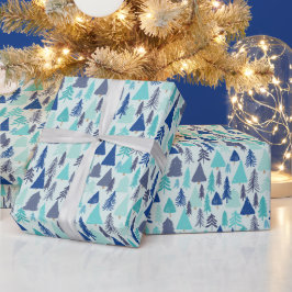 Blauwe kerstbomen in een Evergreen Forest Cadeaupapier