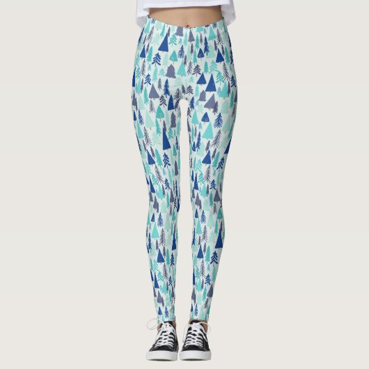 Blauwe kerstbomen in een Evergreen Forest Leggings (Voorkant)