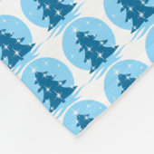 Blauwe kerstgebak sneeuw bedekt met bomen fleece deken (Hoek)