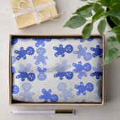 Blauwe kerstman patroon op wit tissuepapier (Geschenk)