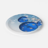 blauwe kerstsierschilfers en sneeuwvlokken papieren bordje (Gekanteld)