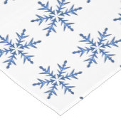 Blauwe kerstsnowflakes medium tafelloper (Hoek)
