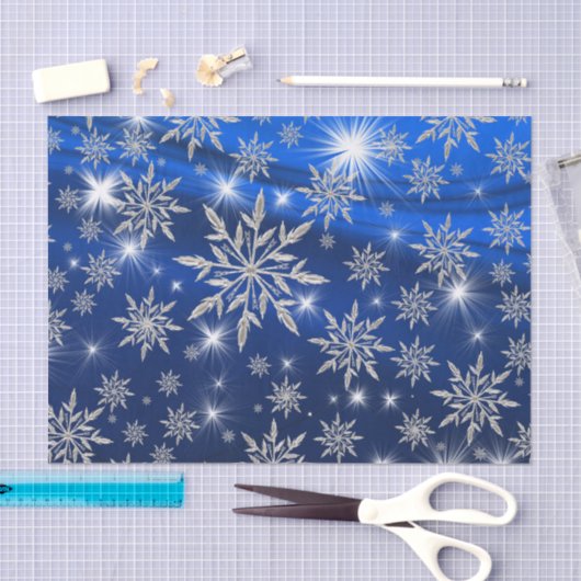 Blauwe kerststerren met witte ijskristal tissuepapier (Craft)