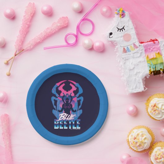 Blauwe kever retrowave versus grafisch papieren bordje (Feest)