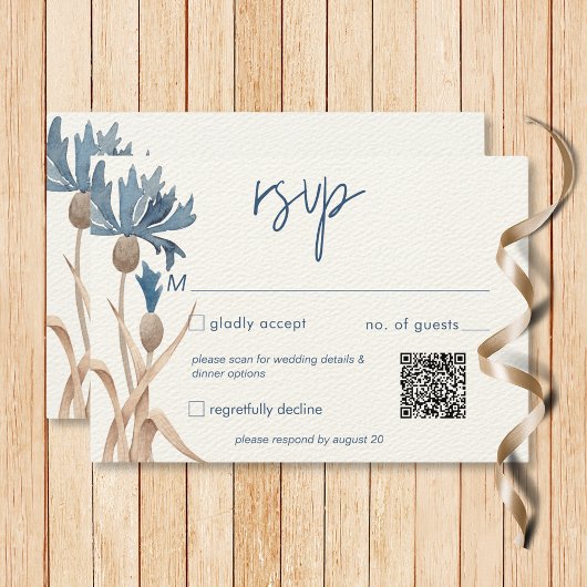 Blauwe korenbloemen & Tarwegebied Moderne QR-Code RSVP Kaartje