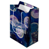 Blauwe kosmische Orbs Medium Cadeauzakje (Voorkant Gekanteld)