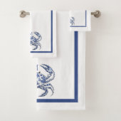 Blauwe Krab Kust Nautilus Monogram Bad Handdoek (Insitu)