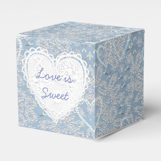 Blauwe Lacey Hearts You Cupcake Box Bedankdoosjes (Voorkant Zijde)